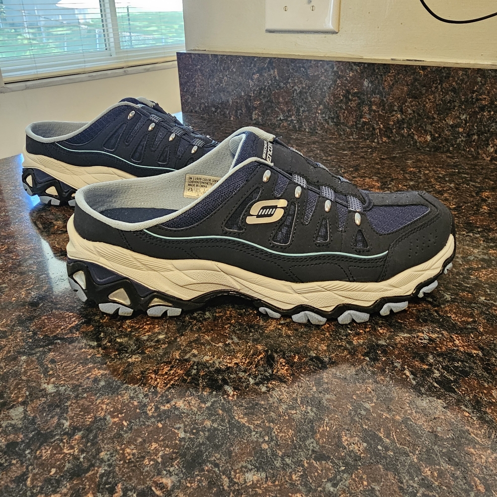 Skechers Encore Sneakers - Picture 6 of 10